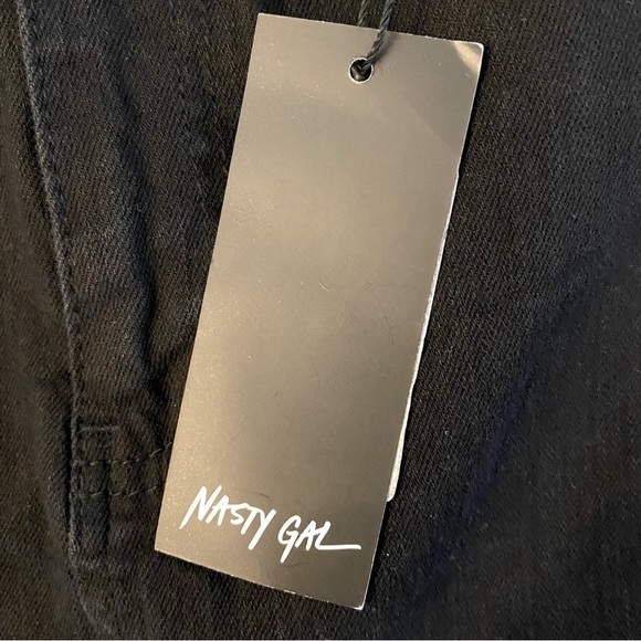 Nasty Gal High-Waisted, Frayed-Hem Black Mini Skirt NWT - Picture 5 of 10